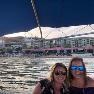 Meet your Posher, Sharon